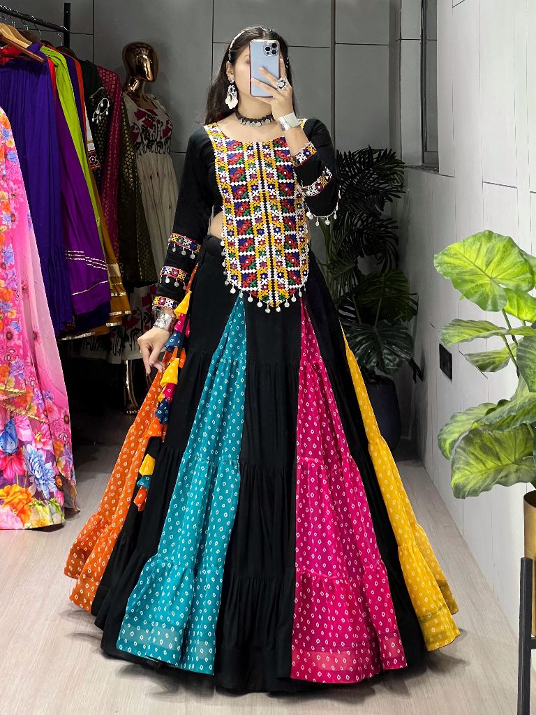 Ethnic Women Lehenga With Traditional Top