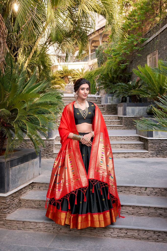 06483A1 Lehenga choli