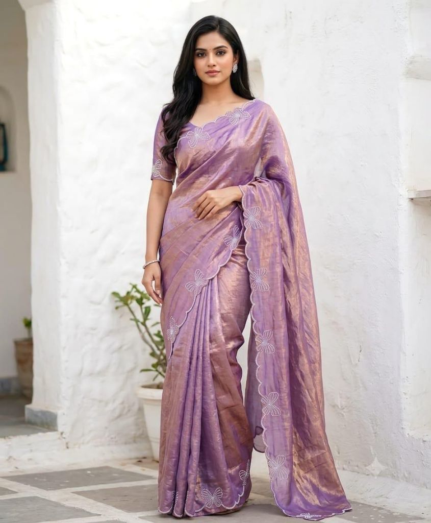 06526A4 PRESENT NEW TRENDING SIROSKI WORK SAREE