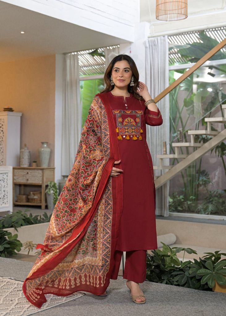 06545A1 Get perfect casual yet classy look