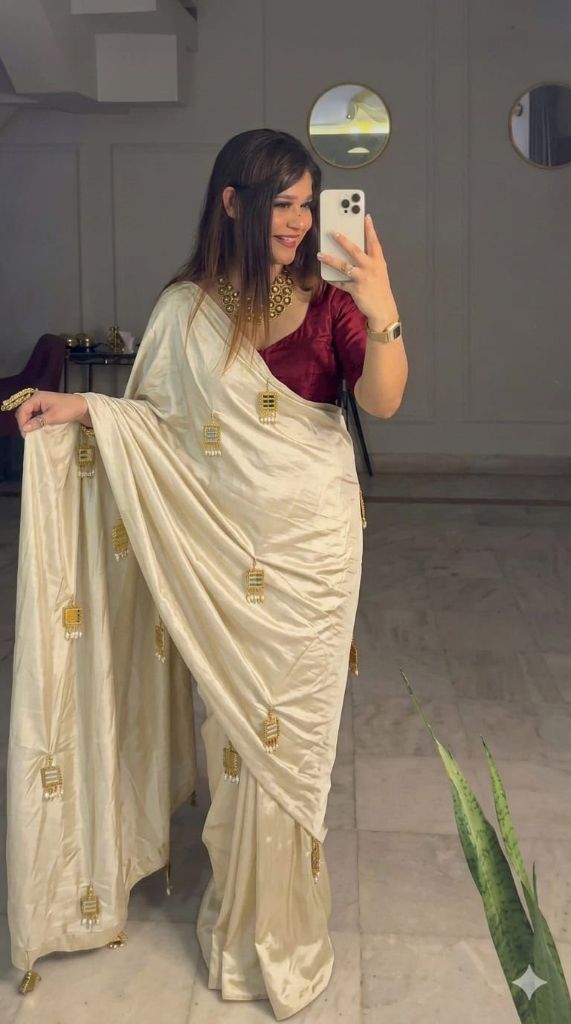 06561A4 NEW INSTRGRAM VIRAL TRENDING SAREE