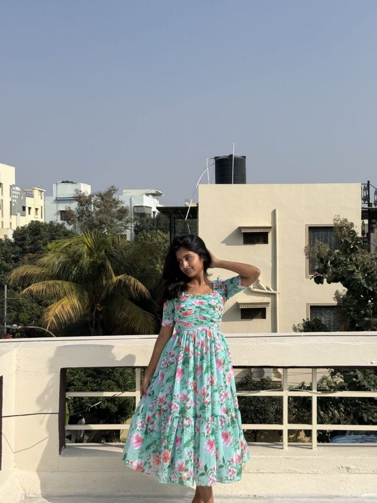 Amrutha Pista Maxi