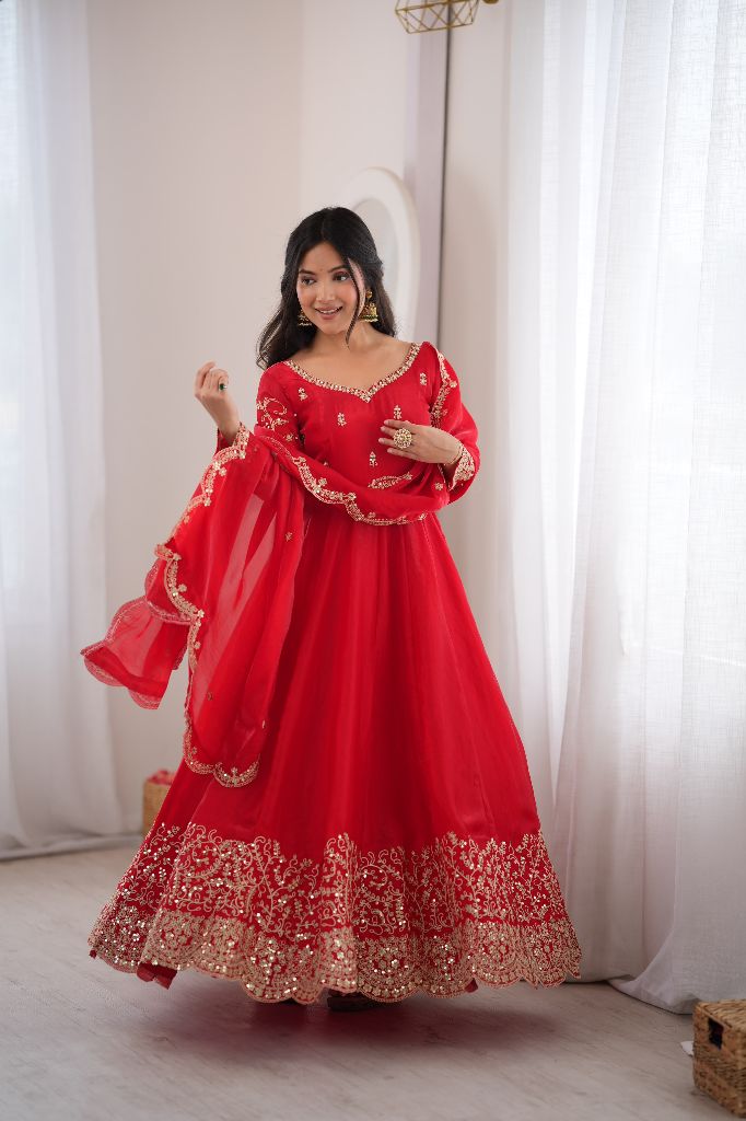 Women’s Ethnic Wear