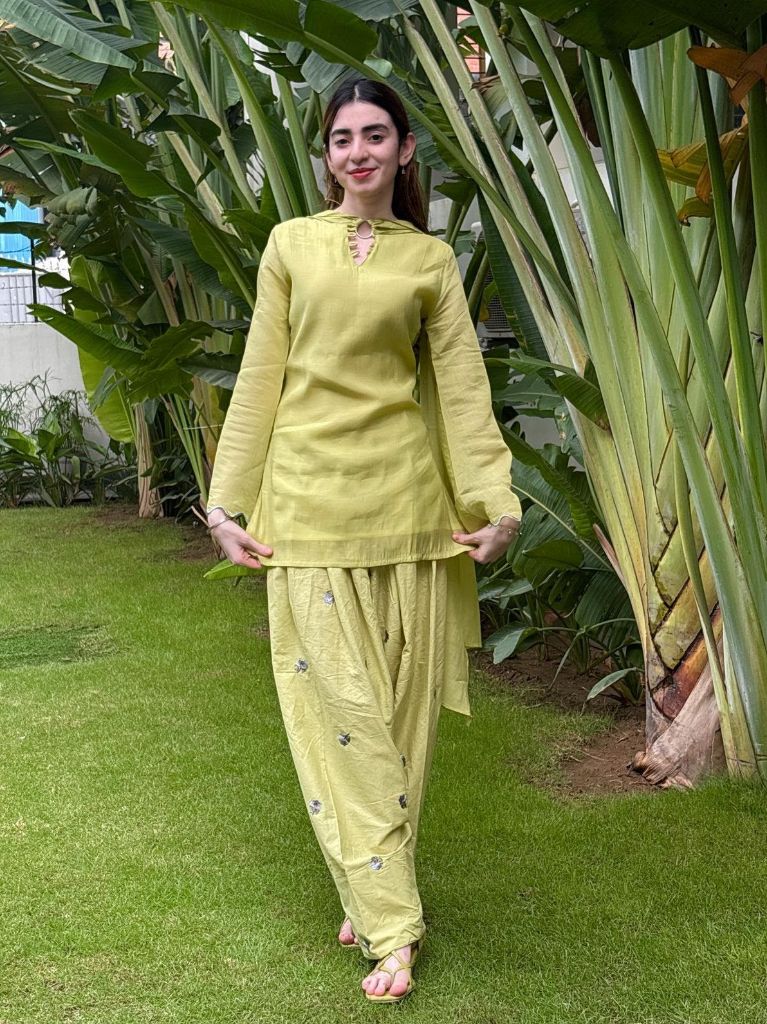 Đěsigner Party Wear Look top with farshi salwar