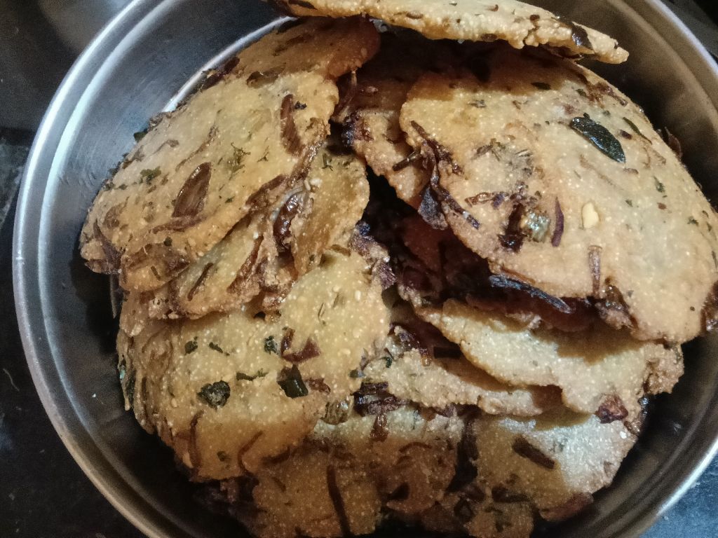 MADDUR VADA