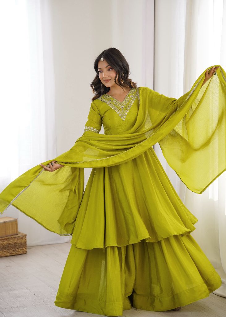 Perfect for Festive Events, Parties & Elegant Day Wear