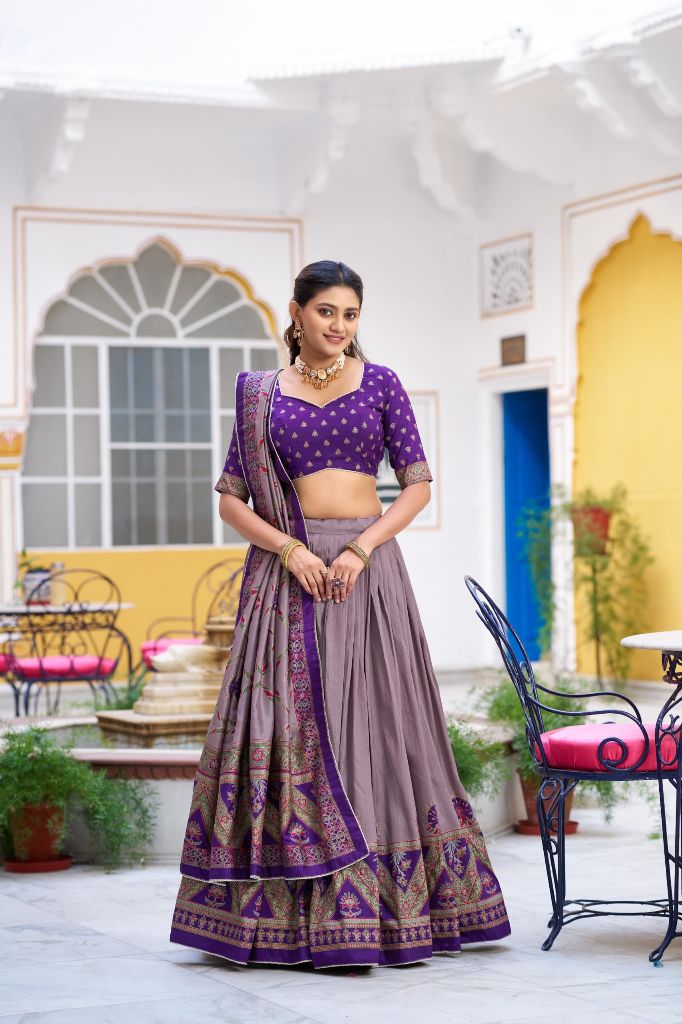 06757A4 Lehenga Choli